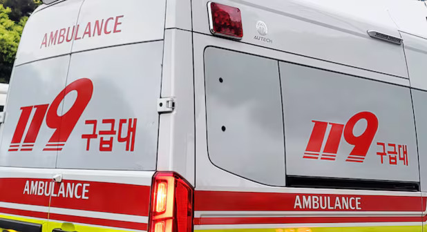 한국의 119 구급대 앰뷸런스 차량 뒷모습